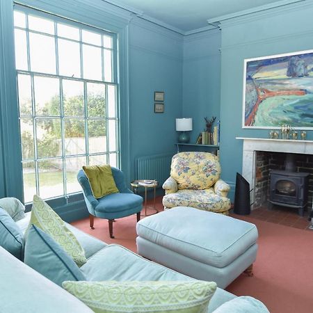 Arden Villa, Sleeps 8, Moments From The Golden Sandy Beach Of Ryde Ryde  Extérieur photo