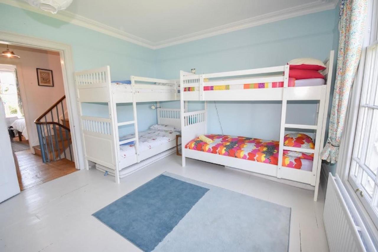 Arden Villa, Sleeps 8, Moments From The Golden Sandy Beach Of Ryde Ryde  Extérieur photo